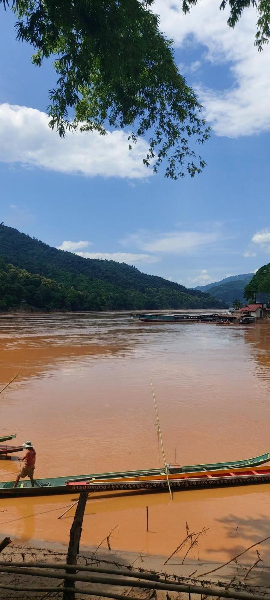 Mekong Backpackers Pakbengアパートメント エクステリア 写真